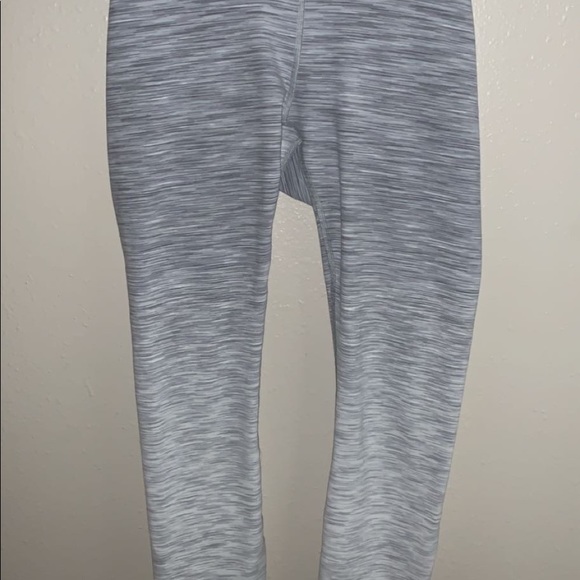Wunder under high rise tight lululemon leggings - Picture 6 of 6